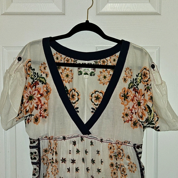 Chelsea & Violet top, size L - Picture 2 of 2